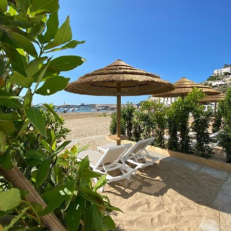 Marina Bay Beach Hotel Peschici Eksteriør billede