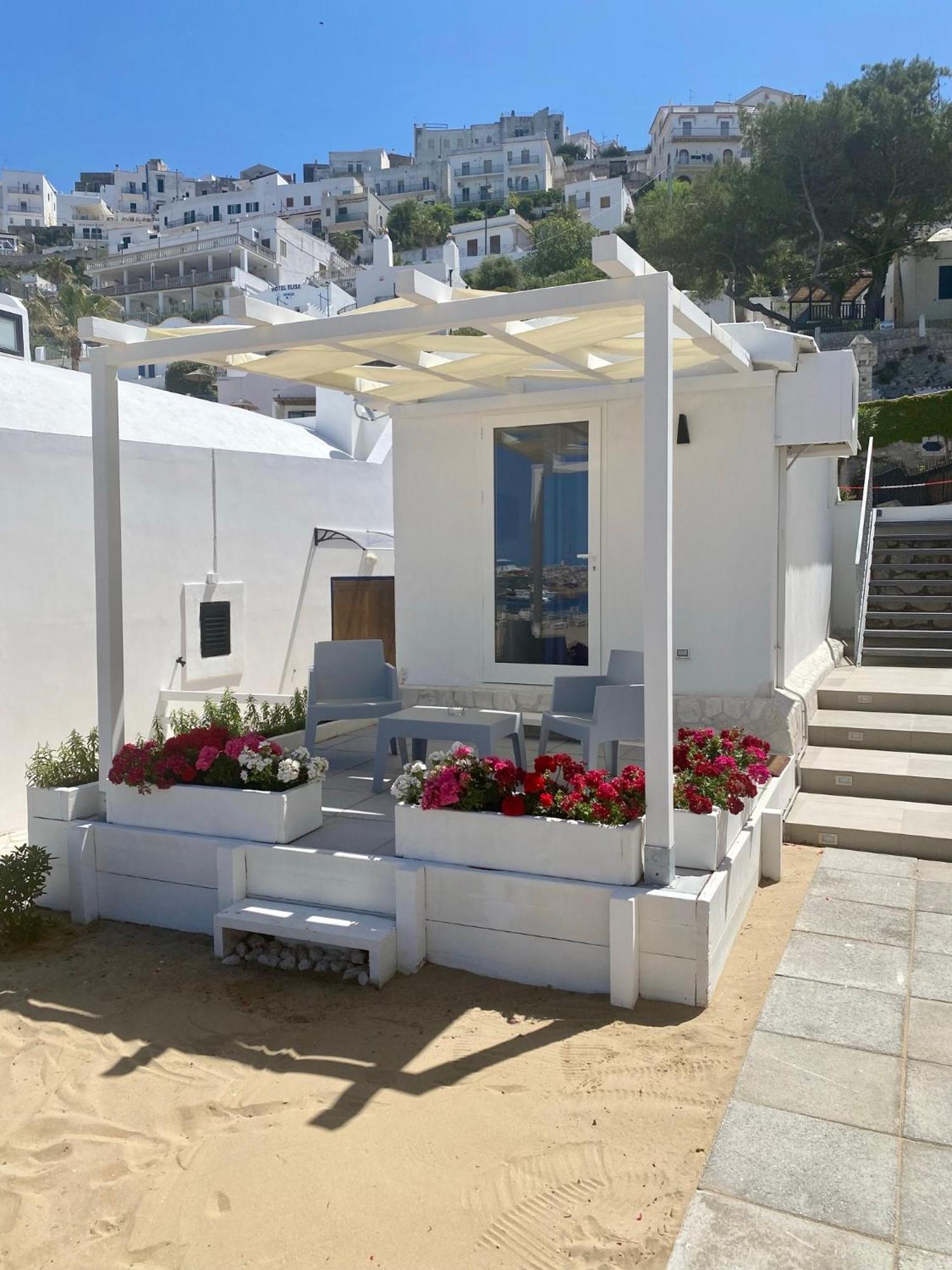 Marina Bay Beach Hotel Peschici Eksteriør billede